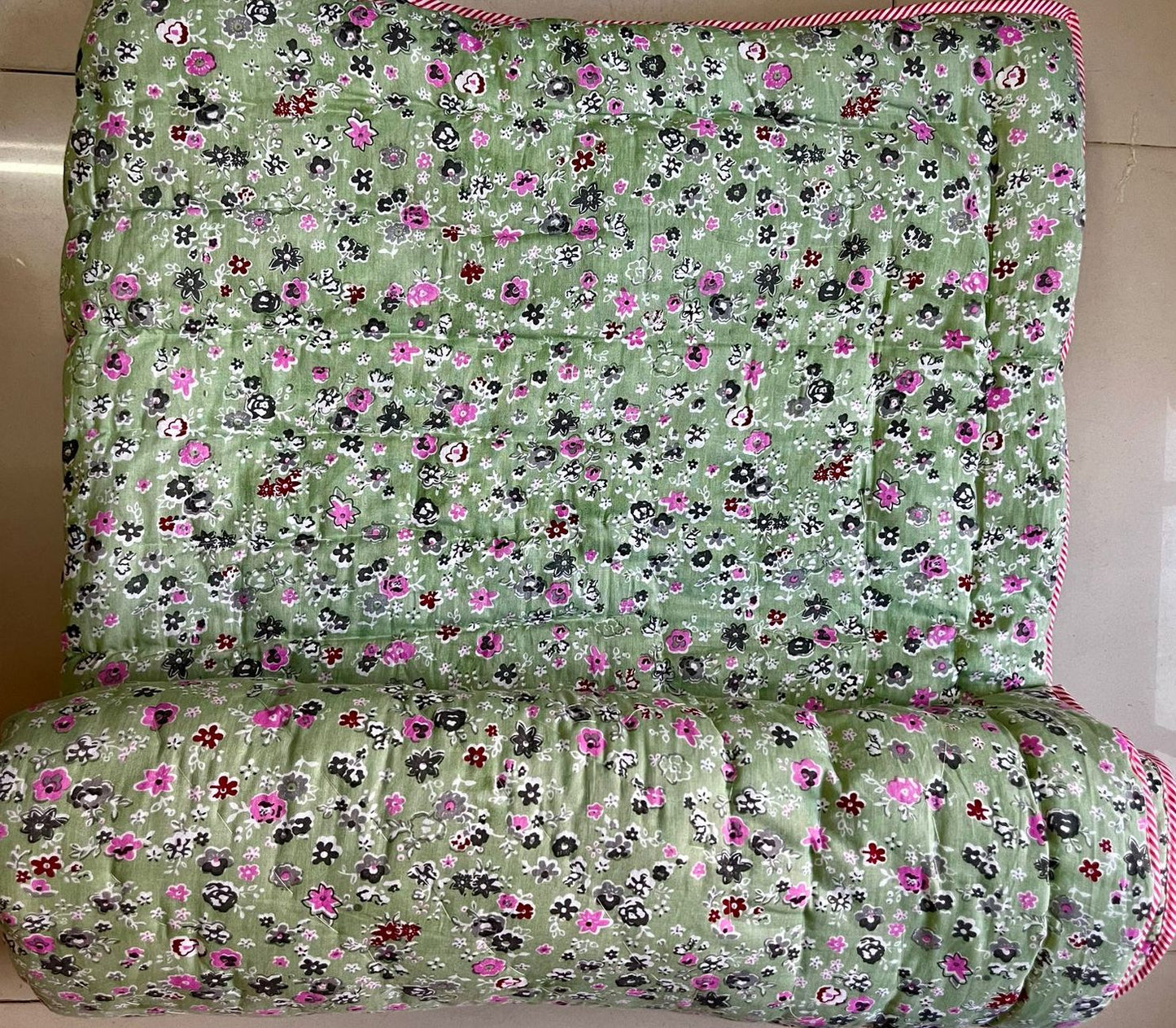 Premium Jaipuri Single Comforter / Razai – Pure Cotton, Floral Print, Lehriya Border (63x90 Inches)