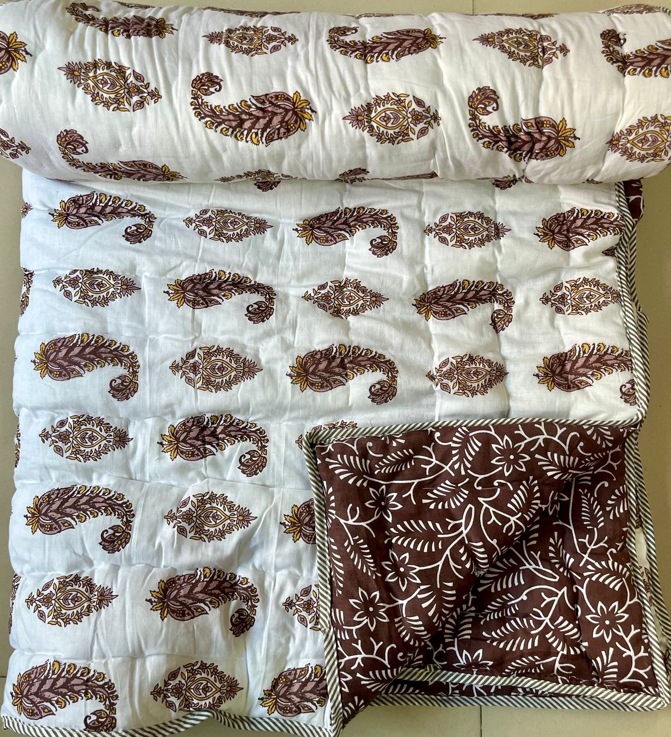 Premium Jaipuri Single Comforter / Razai – Pure Cotton, Floral Print, Lehriya Border (63x90 Inches)
