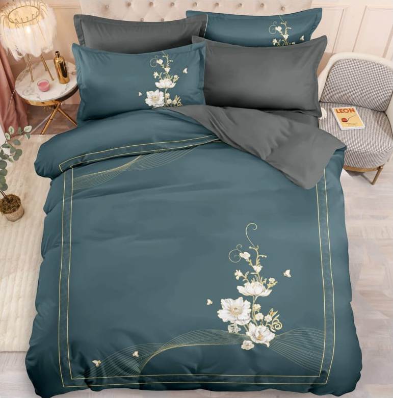Luxury Imported King Size Bedding Set  (108x108 inches / 275x275 cm)